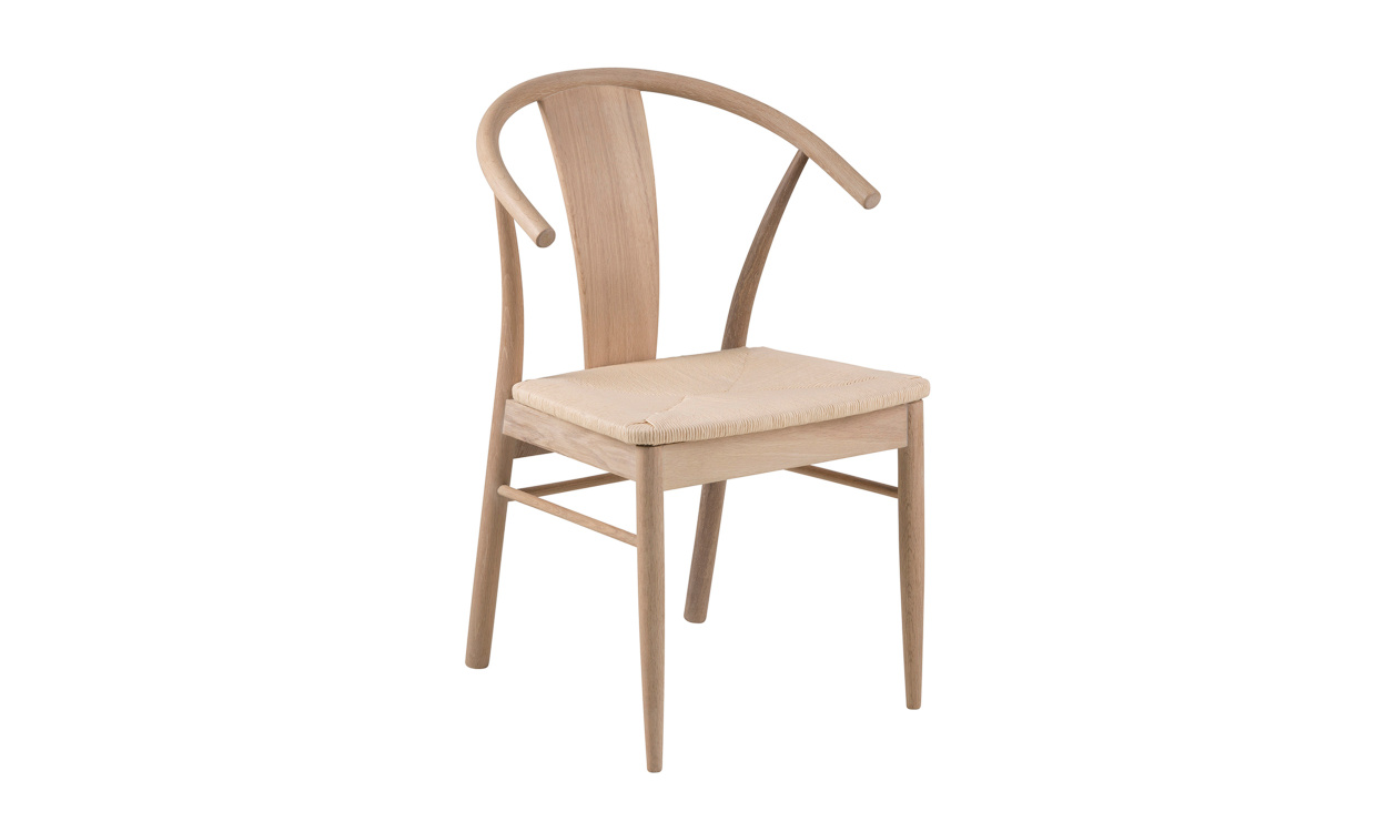 GINA Stol Hvitoljet eik i gruppen Spiseplass / Sittembler / Stoler hos Sofas & more (22338-5)