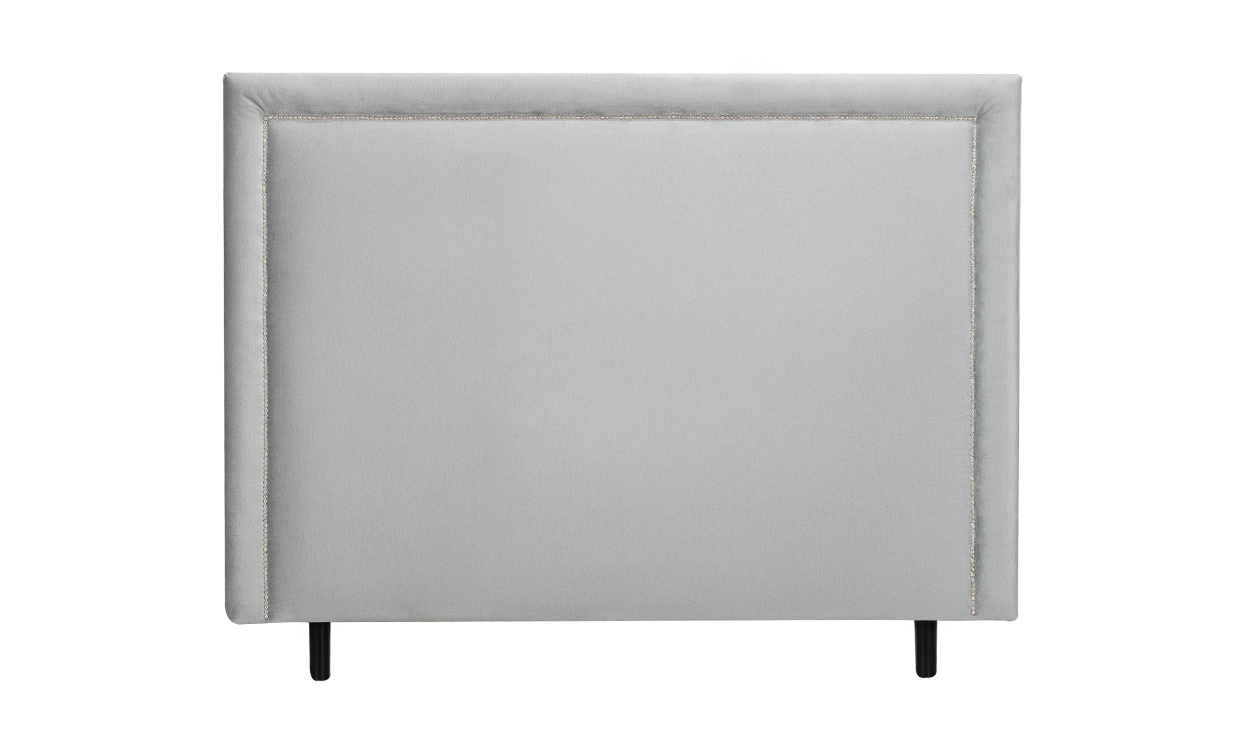 PERLA Sengegavl 160 Flyel Lys gr i gruppen Soverom / Sengegavler / Sengegavler 160 hos Sofas & more (PESG160LG)