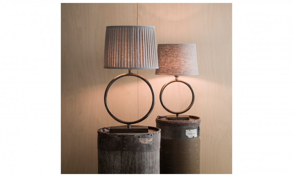 CIRCLE Lampesokkel R nikkel 43 i gruppen Belysning / Lamper / Lampeftter hos Sofas & more (1194301)