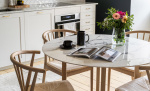 SELINE/NINNI Spisegruppe 4 stoler Marmor