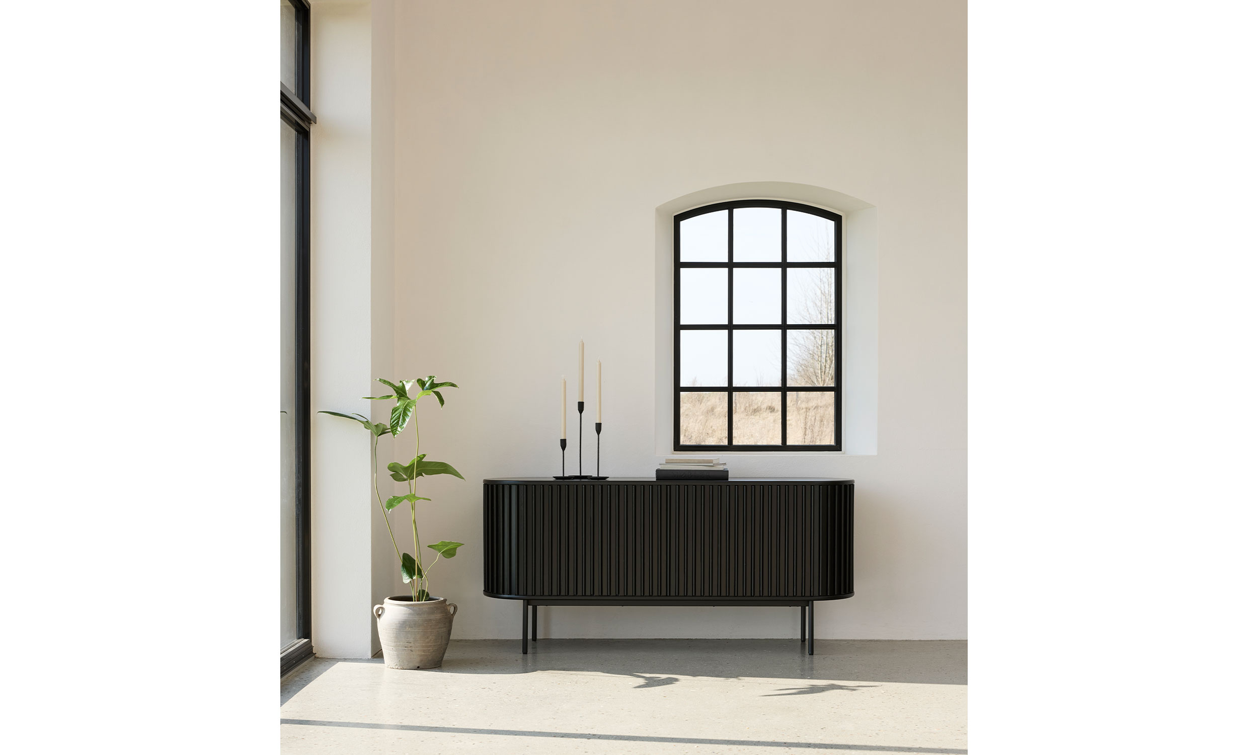 SINES Sidebord Svart