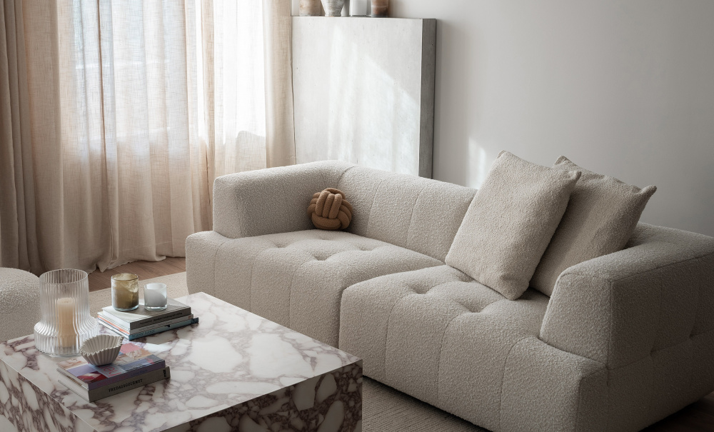 COCO 3-seters sofa Boucl Offwhite i gruppen Stue / Sofaer / 3-seters sofaer hos Sofas & more (656-COC-3S-LOT2)