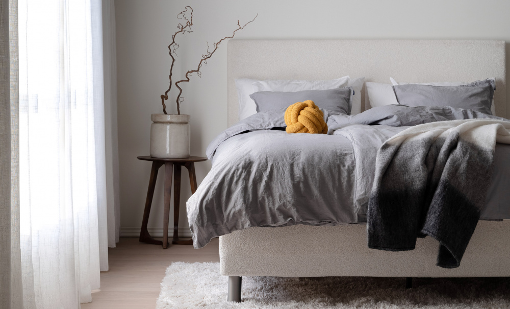 NGSVIK 160 Sengepakke Lys gr i gruppen Soverom / Senger / Senger 160 hos Sofas & more (ANG-PLAIN160LGPKT)