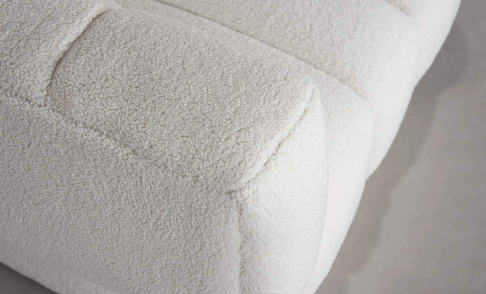 LE-BON Lenestol Teddy Offwhite i gruppen Stue / Lenestoler hos Sofas & more (BH-A233-XZT368-1)