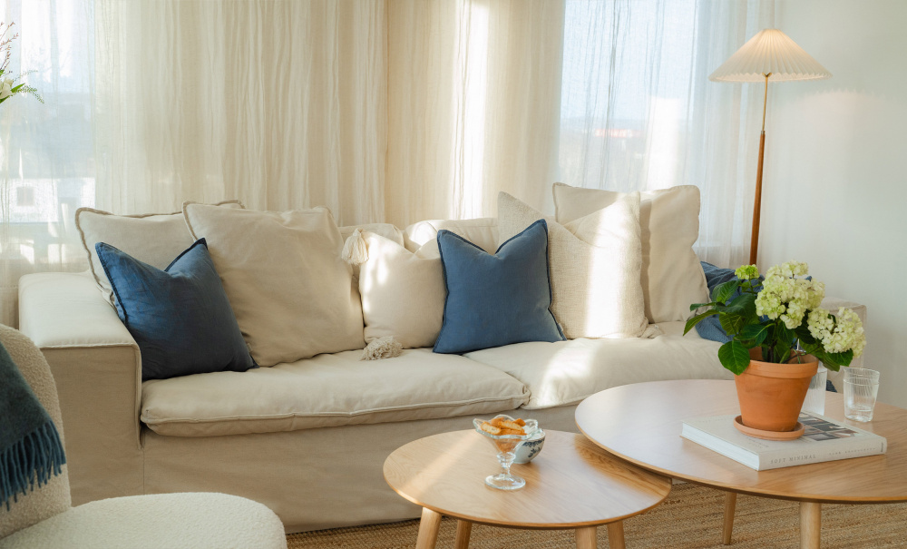 DOVER Grand Deluxe 4-seters sofa Sandbeige i gruppen Stue / Sofaer / hos Sofas & more (DO4SBR001)