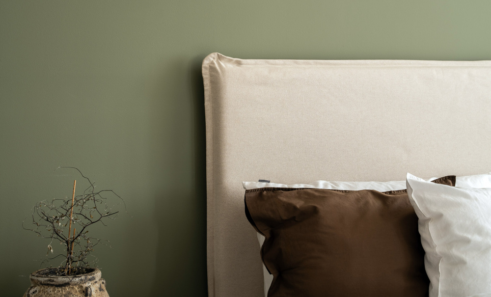 MATHEO Sengegavl Vegghengt 140 Stripete Grnn i gruppen Soverom / Sengegavler / Sengegavler 140 hos Sofas & more (MASG140-GRST)