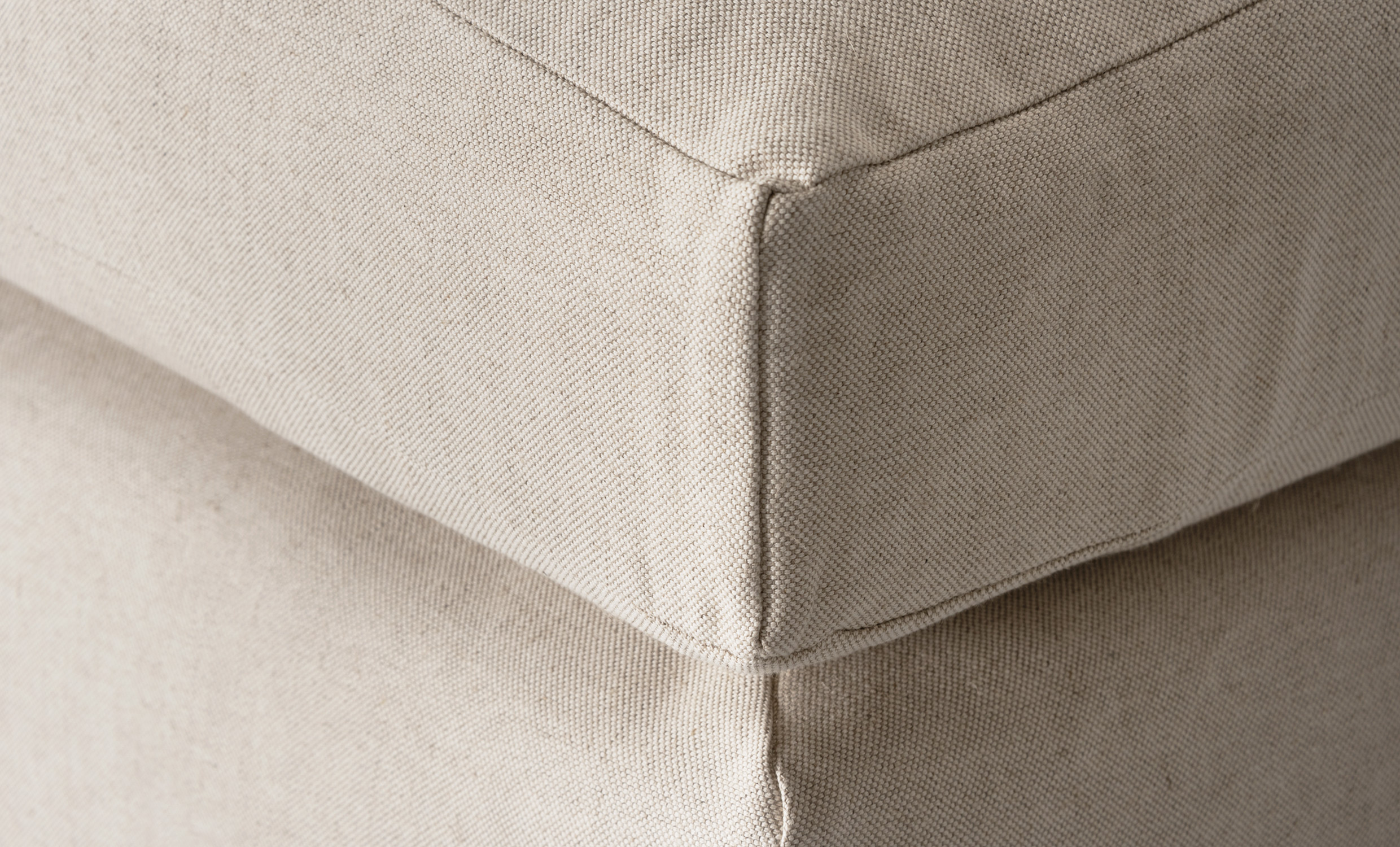 DEKSEL Monaco Fotskammel Beige