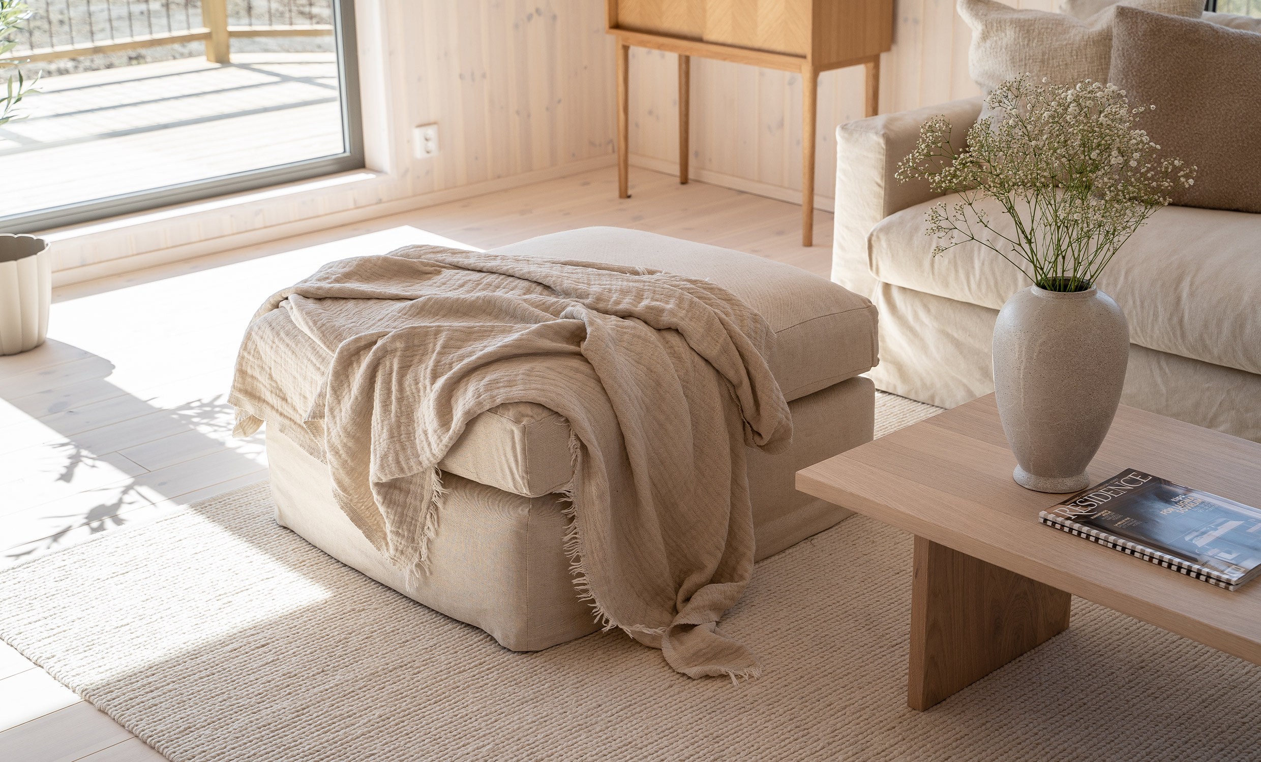MONACO Fotskammel Beige
