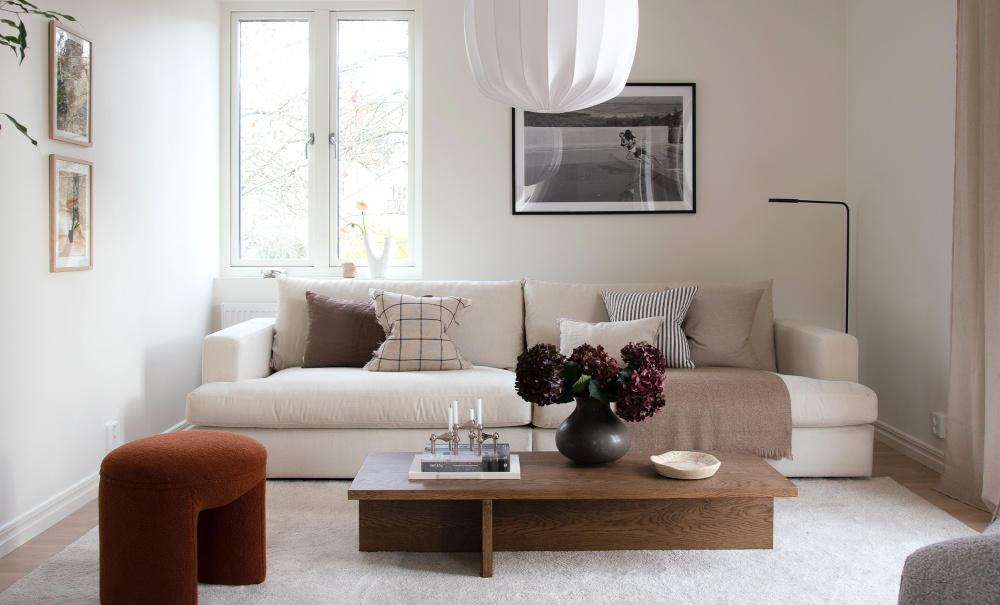 NOMA Sofabord Brunbeiset eikefiner 135x50x27 i gruppen Stue / Sofabord / hos Sofas & more (NO-SB-BR-135)