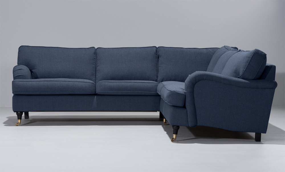 SKAGEN Hjrnesofa Howard Blue i gruppen Stue / Sofaer / Howard-sofaer hos Sofas & more (SKA3C3IN80)