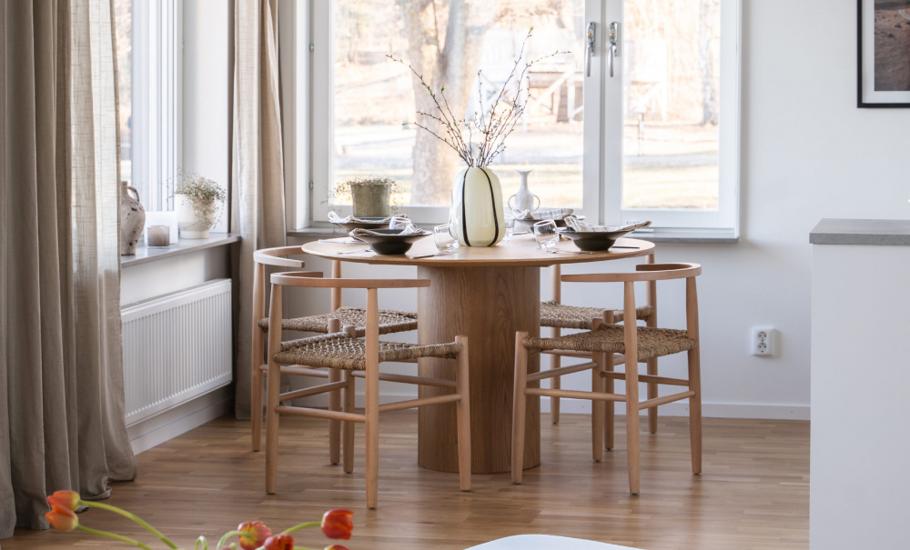 MONDO Lenestol Nature i gruppen Spiseplass / Sittembler / Stoler hos Sofas & more (XN1767-NATURAL)
