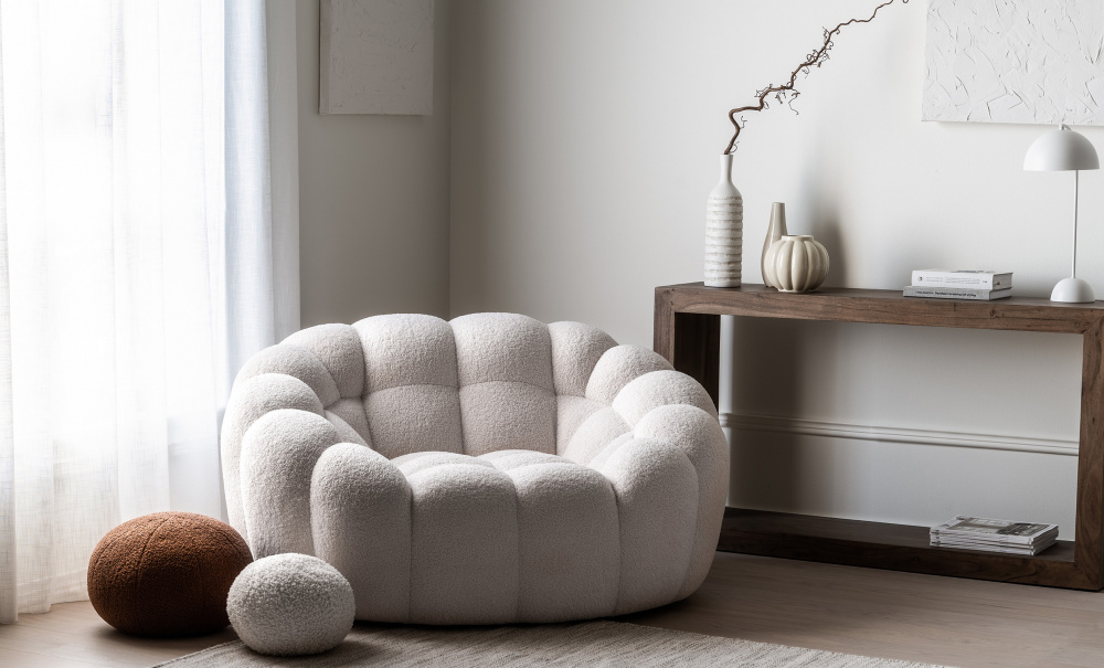 JODA Loveseat Teddy Offwhite i gruppen Stue / Lenestoler hos Sofas & more (Y20392S-TEDDY04)